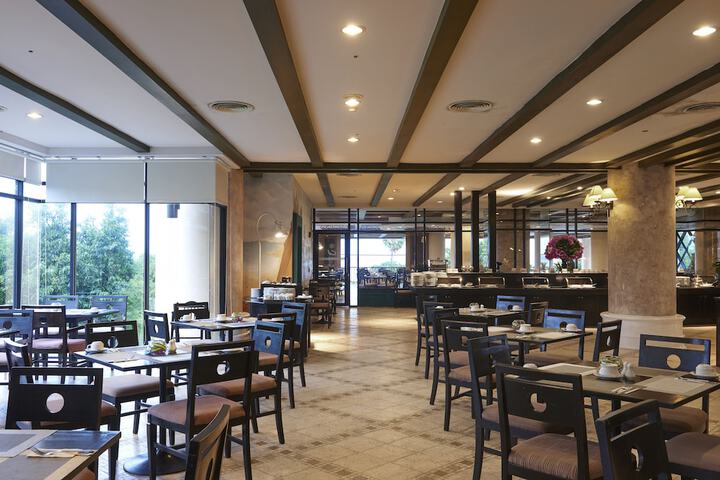 Dining 162 of 210
