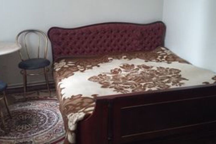 Room 13 of 36