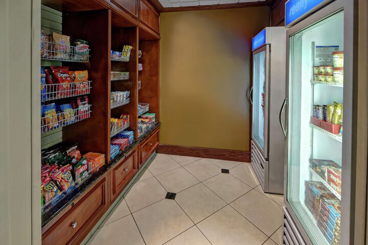 Snack bar