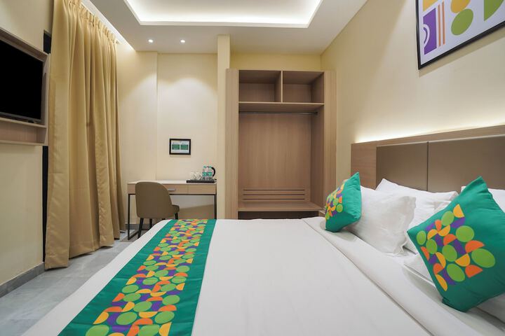Room 9 of 47