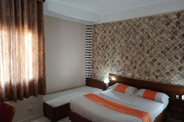 Room 18 of 55