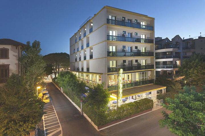 Hotel 67 of 67
