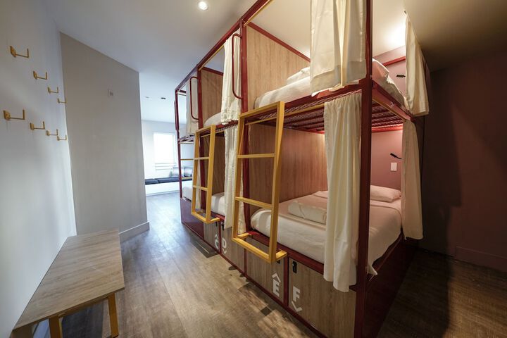 Room 36 of 118