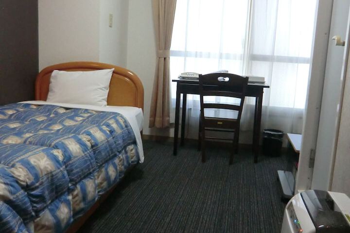 Room 19 of 50