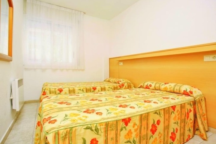 Room 2 of 21