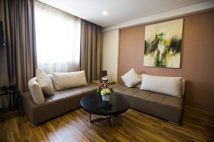 Room 36 of 60