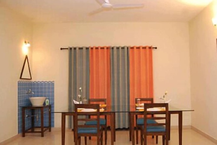 Room 12 of 24