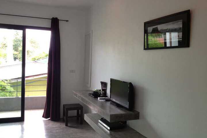 Room 15 of 46