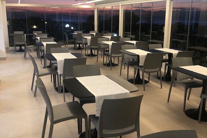 Dining 61 of 118
