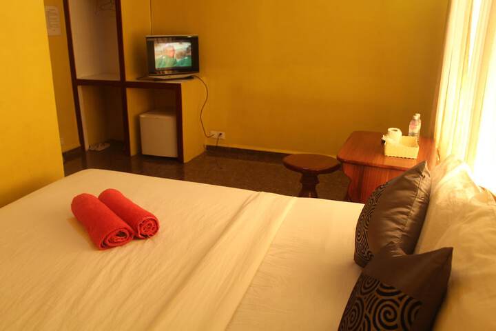 Room 7 of 38