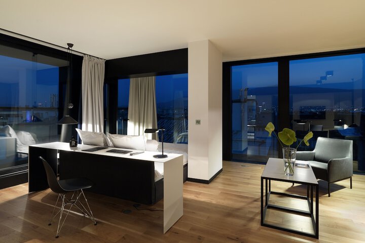 Room 16 of 88