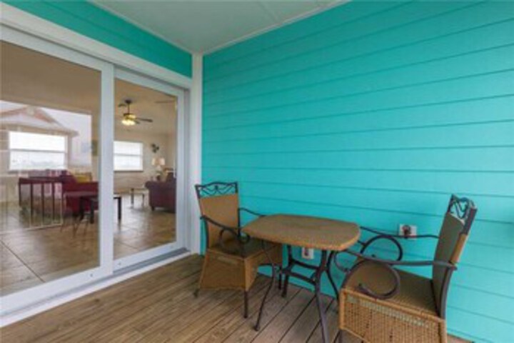 Terrace/Patio 5 of 48