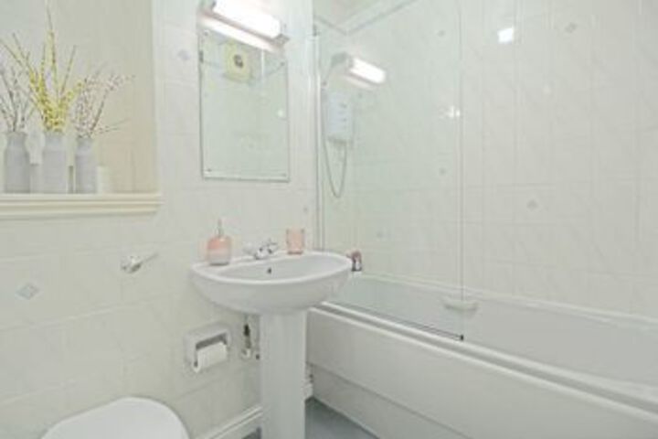 Room 3 of 23