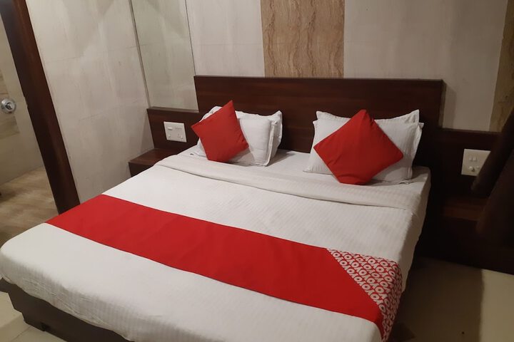 Room 15 of 21