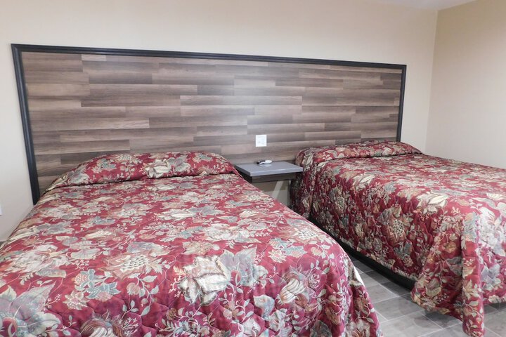 Room 12 of 32