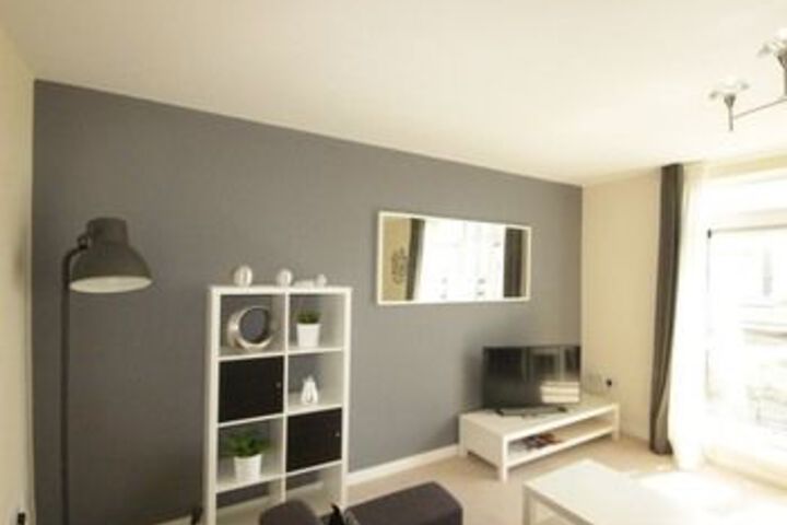 Room 15 of 34