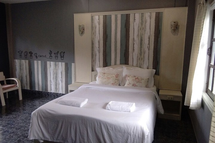 Room 40 of 104