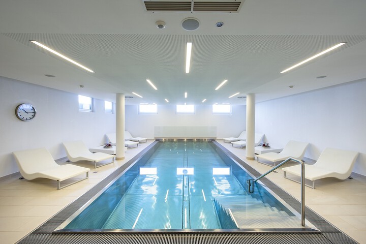 Pool 26 of 49