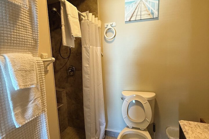 Room 27 of 31