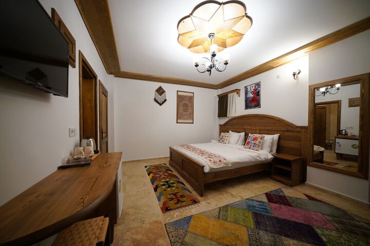 Room 17 of 51