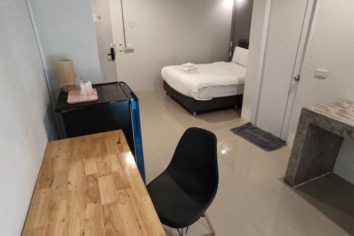 Room 6 of 23