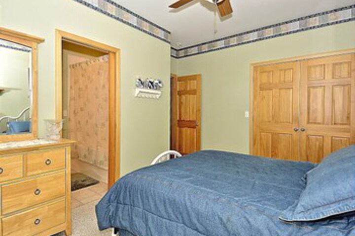 Room 42 of 44