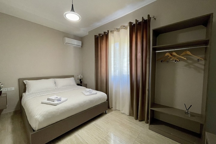 Room 30 of 121