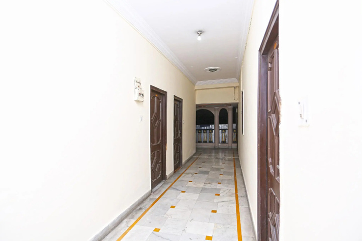 Room 12 of 13