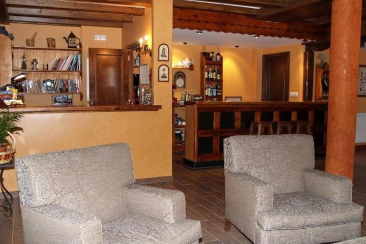 HOTEL VINA OLIVAN