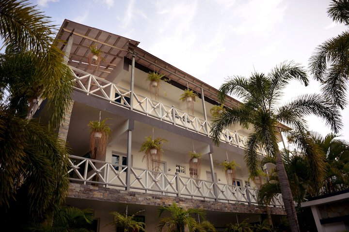 Hotel 43 of 44
