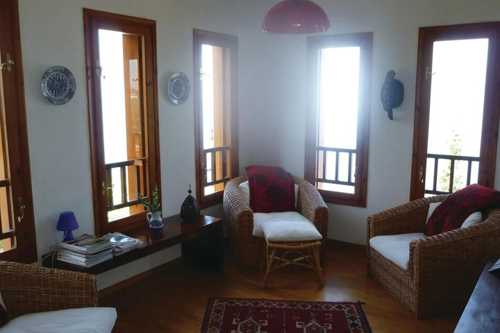 Room 3 of 11