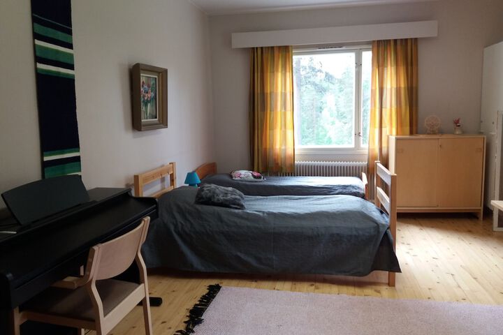 Room 17 of 23