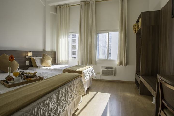 Room 5 of 48