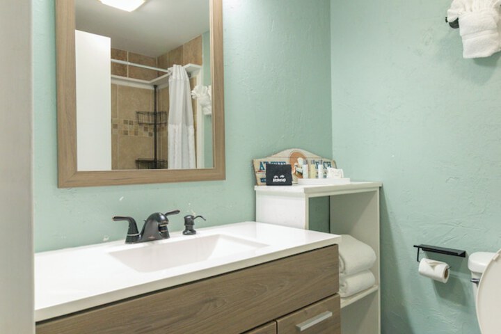 Room 20 of 37