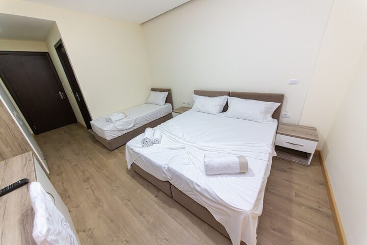 Room 15 of 46