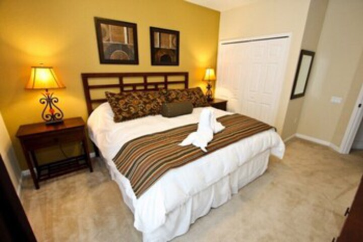 Room 90 of 100