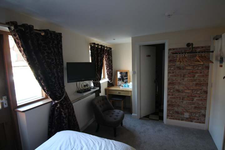 Room 20 of 77
