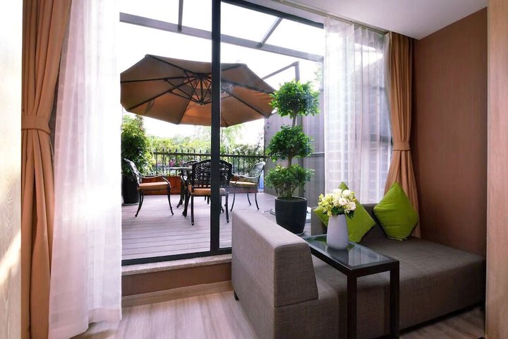 Room 12 of 29