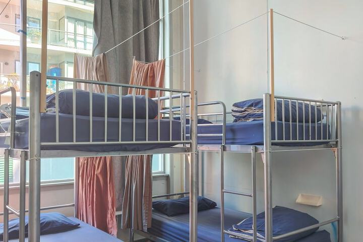 Room 14 of 49