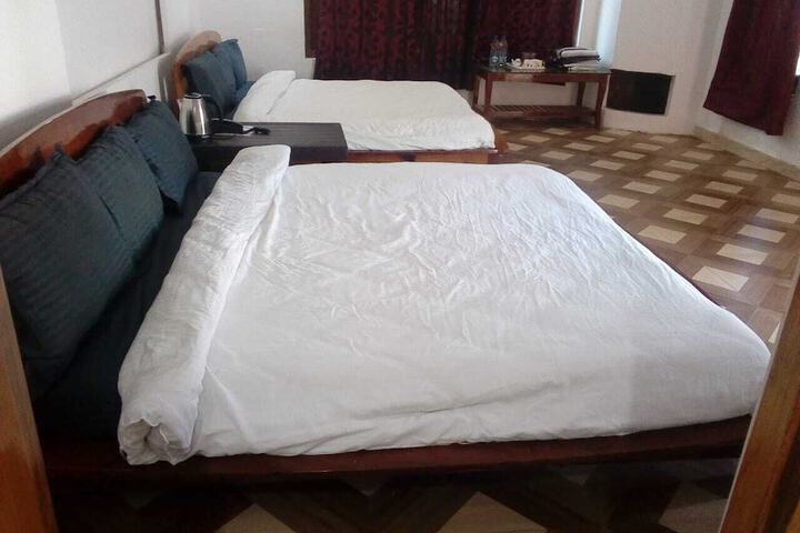 Room 2 of 24