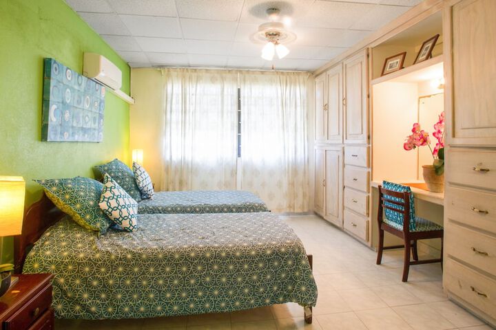 Room 8 of 47
