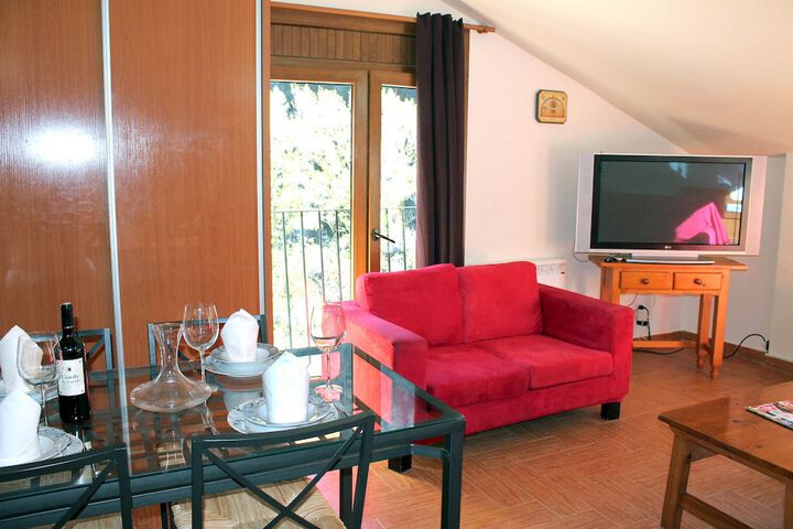 Room 13 of 25