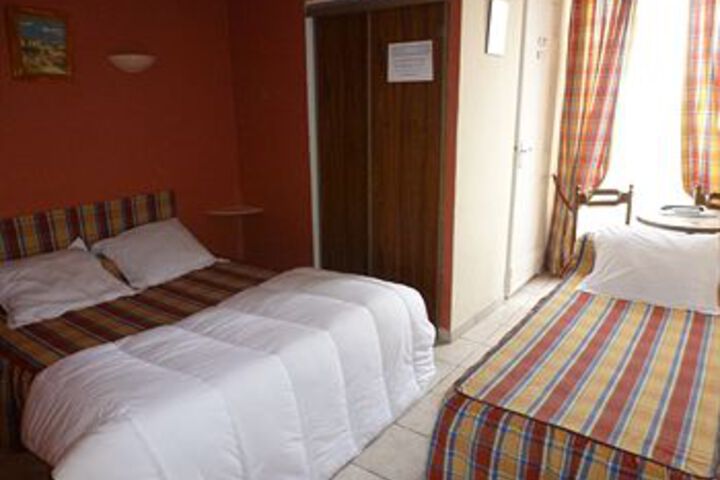 Room 8 of 49