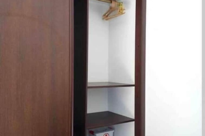 Room 9 of 45