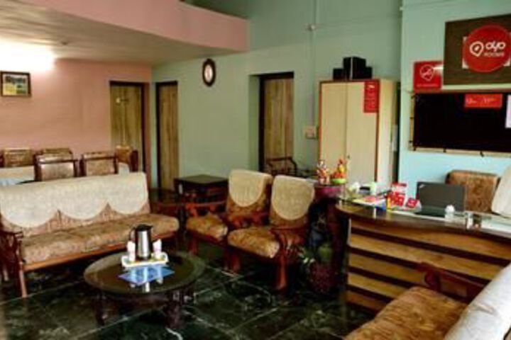 OYO 2316 Home Stay Hotel Forest Eco