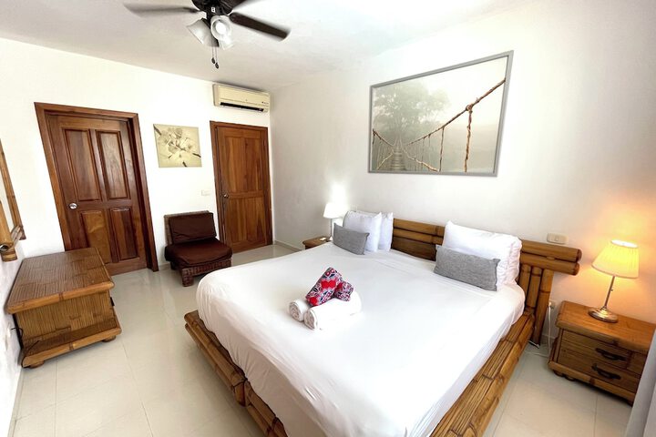 Room 43 of 267