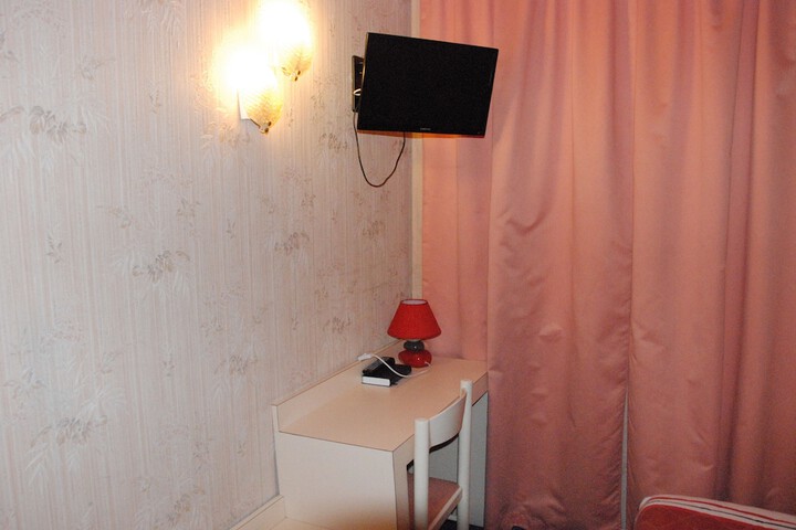 Room amenity
