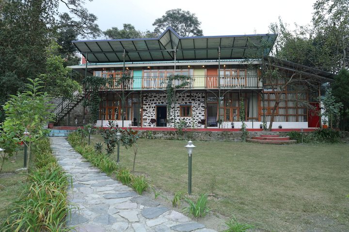 Hotel YAN Residency Bhimtal - Nainital