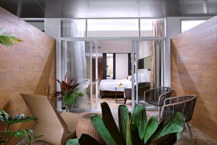 Room 4 of 50