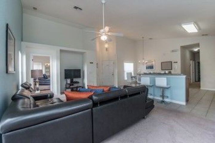 Room 18 of 25
